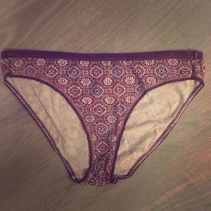 Purple, rounded-floral bikini NWOT